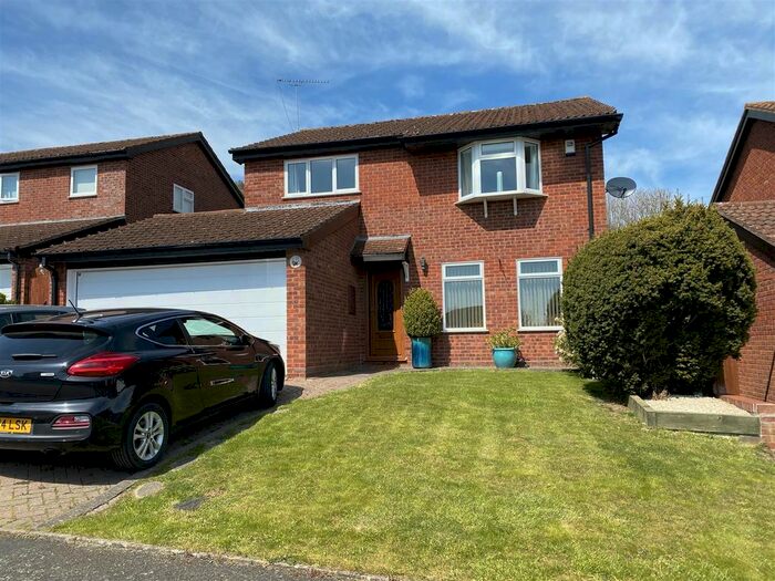 4 Bedroom Detached House For Sale In The Moorlands, Malvern, WR14