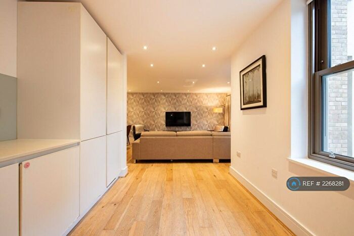 2 Bedroom Flat To Rent In Alexandra Road, London, NW8