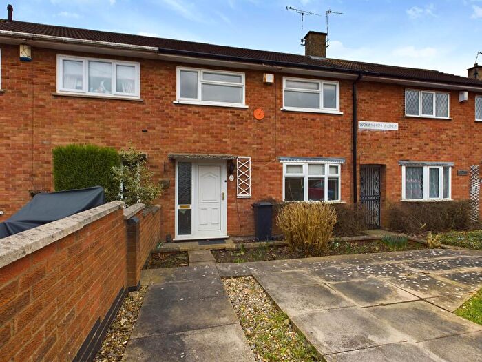 3 Bedroom Terraced House To Rent In Wokingham Avenue, Leicester, LE2