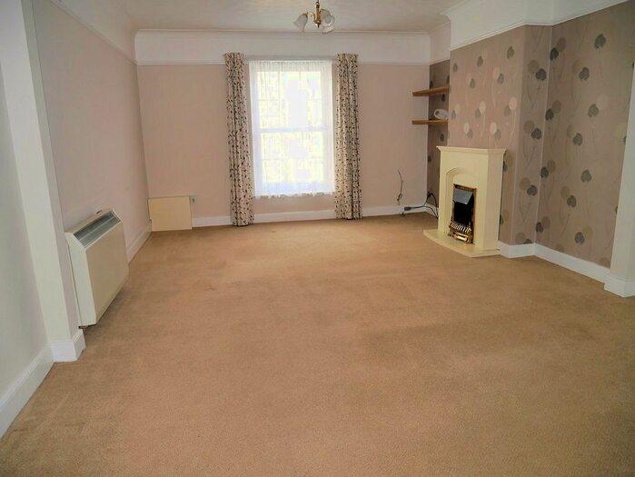 2 Bedroom Flat To Rent In Bridge Street, Downham Market, PE38
