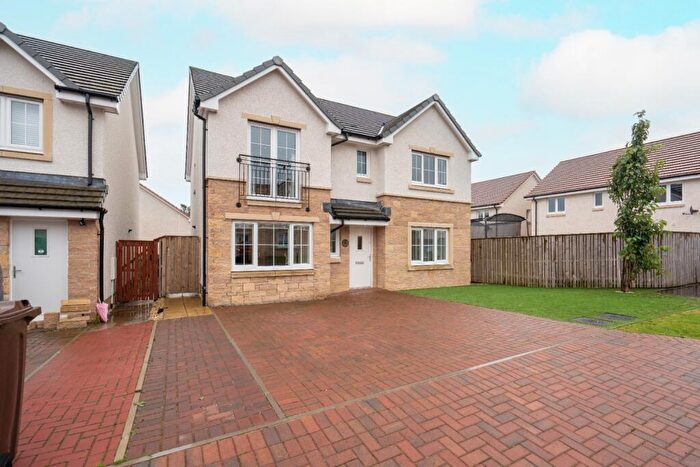 4 Bedroom Detached House For Sale In Sunnyside Crescent, Livingston, West Lothian, EH54