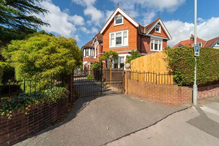 2 Bedroom Apartment To Rent In Pinewood Road, , Branksome Park, BH13