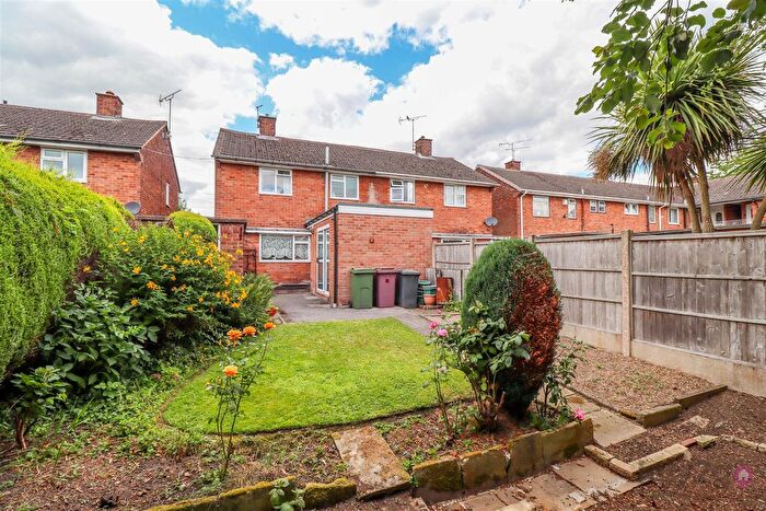 2 Bedroom Semi-Detached House For Sale In Cedar Close, Eckington, Sheffield, S21