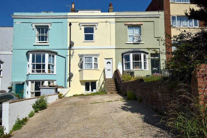 1 Bedroom Flat To Rent In Portland Place, Hastings, TN34
