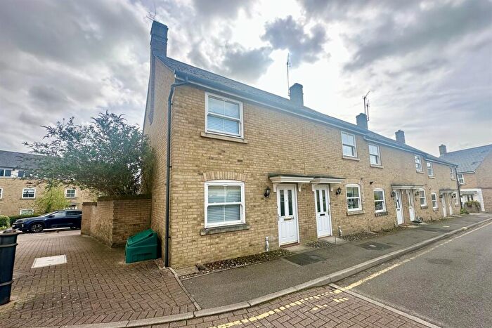2 Bedroom End Of Terrace House To Rent In Wickham Crescent, Braintree, Essex, CM7