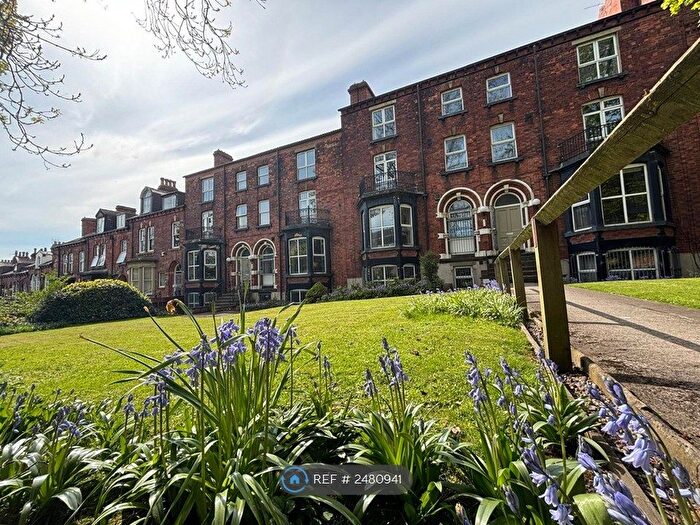 2 Bedroom Flat To Rent In Moorland Hall, Leeds, LS3