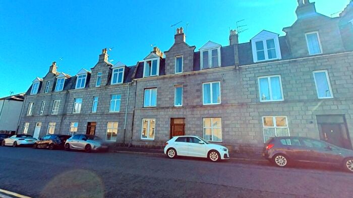 1 Bedroom Flat To Rent In Victoria Street, Inverurie, Aberdeenshire, AB51