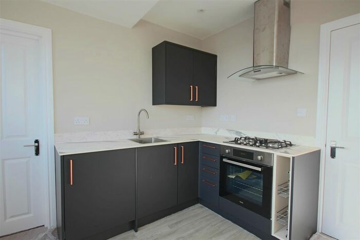 1 Bedroom Flat To Rent In Hangleton Road, Hove, BN3