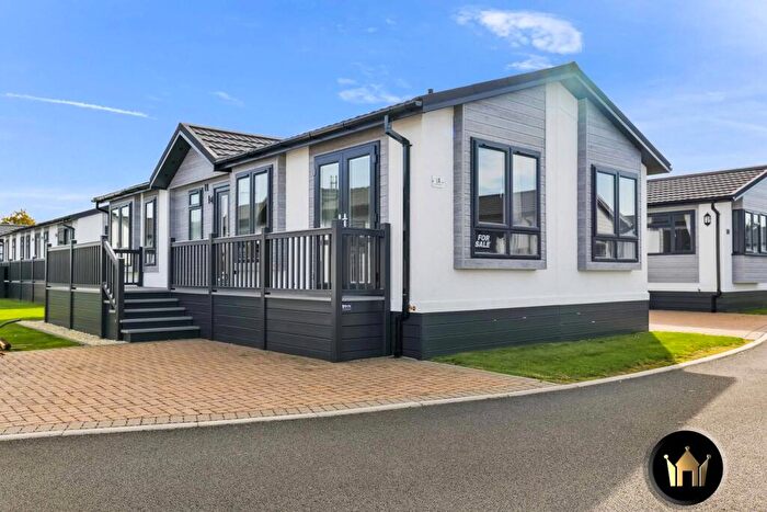 2 Bedroom Park Home For Sale In Two Bed Bespoke Omar Image (), Marston Edge, Lower Quinton, Stratford-upon-Avon, Warwickshire, CV37
