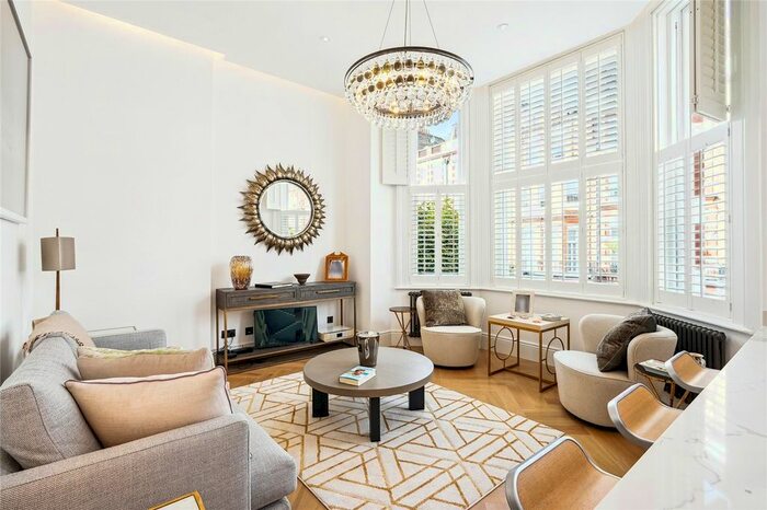 2 Bedroom Flat To Rent In Bolton Gardens, Earls Court, SW5