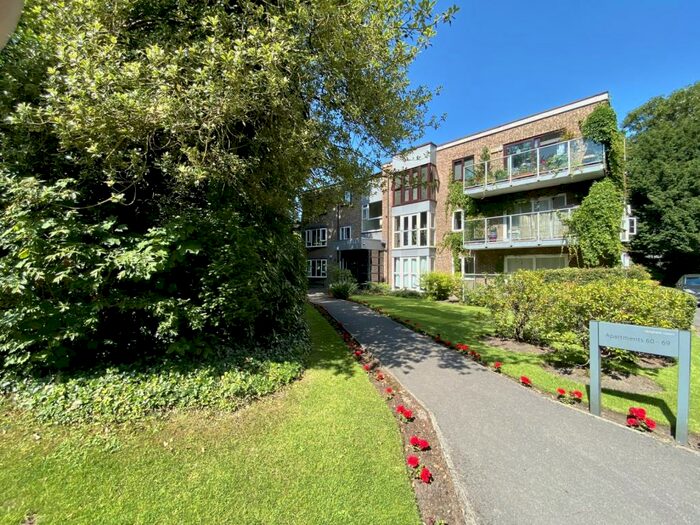 2 Bedroom Flat To Rent In Langham Court, Mersey Road, Manchester, Greater Manchester, M20