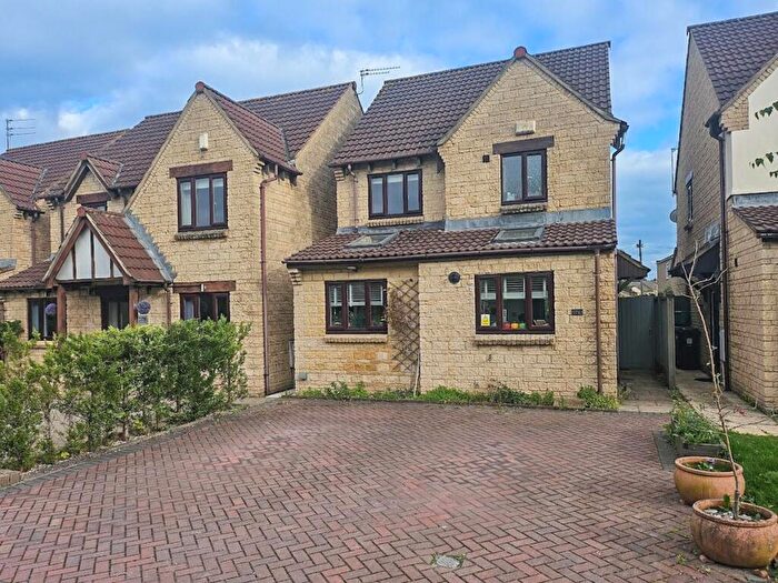 4 Bedroom Detached House For Sale In Bromley Heath Road, Downend, Bristol, BS16