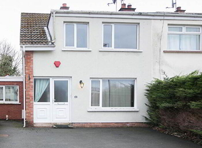 4 Bedroom Semi-Detached House For Sale In Craigowen Park, Holywood, BT18