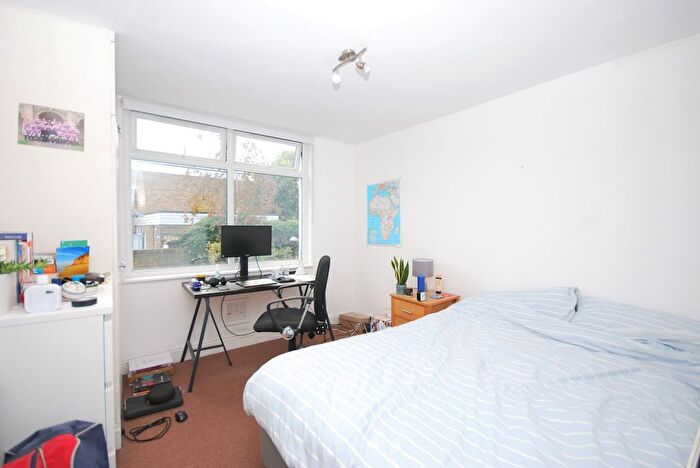 2 Bedroom Flat To Rent In Arodene Road, Brixton, SW2