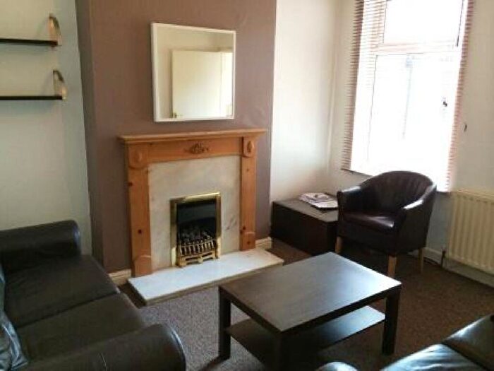 5 Bedroom House To Rent In Teversal Avenue, Lenton, Nottingham, Nottinghamshire, NG7