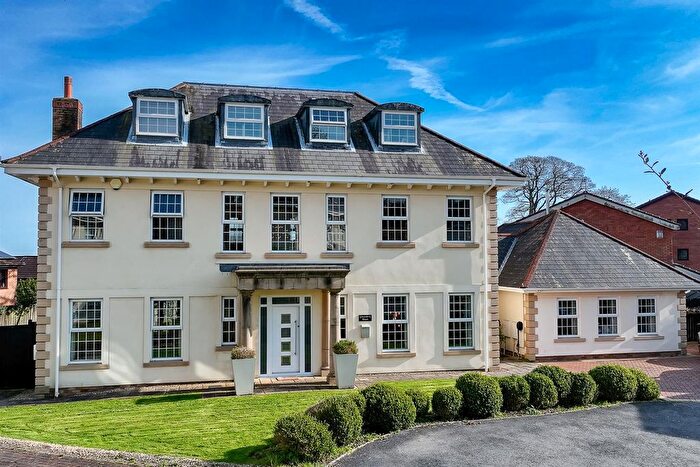 5 Bedroom Property For Sale In Sherborne Walk, Blackpill, Swansea, SA3