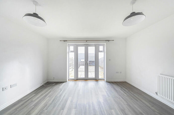 3 Bedroom Terraced House For Sale In Jenner Road, Tiverton, Devon, EX16
