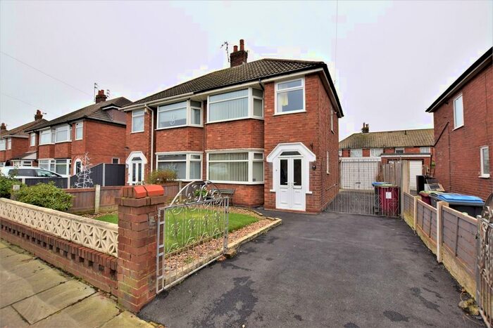 3 Bedroom Semi-Detached House To Rent In Rossington Avenue, Bispham, FY2