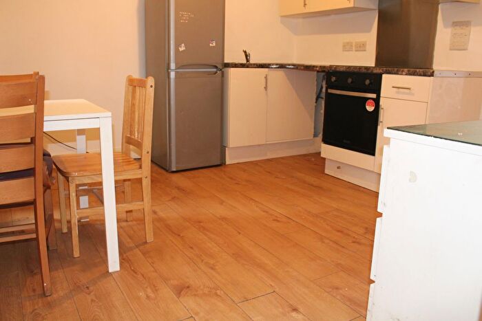 1 Bedroom Flat To Rent In Churchmead Road, London, NW10