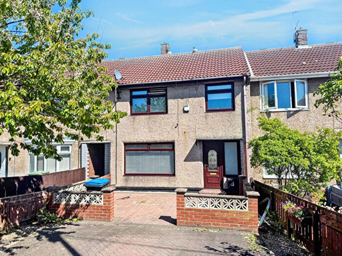 3 Bedroom Semi-Detached House For Sale In Derwent Close, Seaham, Durham, SR7