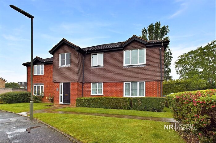 1 Bedroom Flat To Rent In Melton Fields, West Ewell, Surrey., KT19