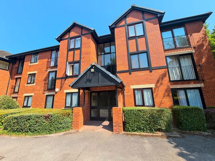 1 Bedroom Property To Rent In Forest Drive, Harborne, Birmingham, B17