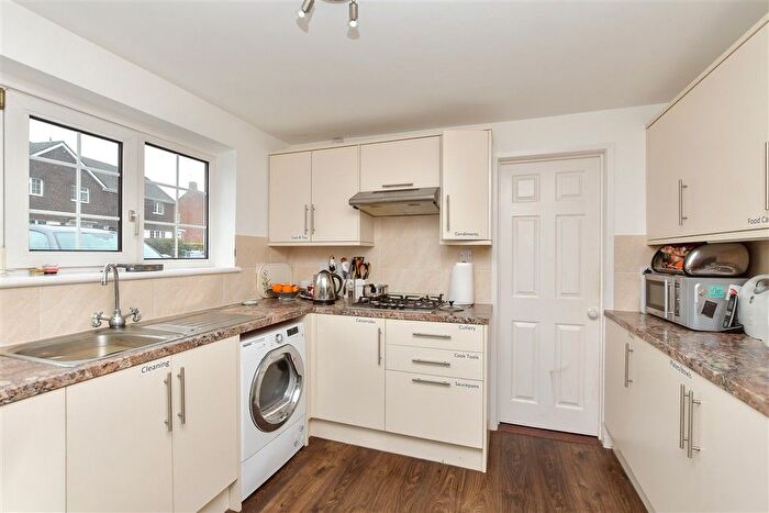 4 Bedroom Semi-Detached House For Sale In Prinys Drive, Wigmore, Gillingham, Kent, ME8