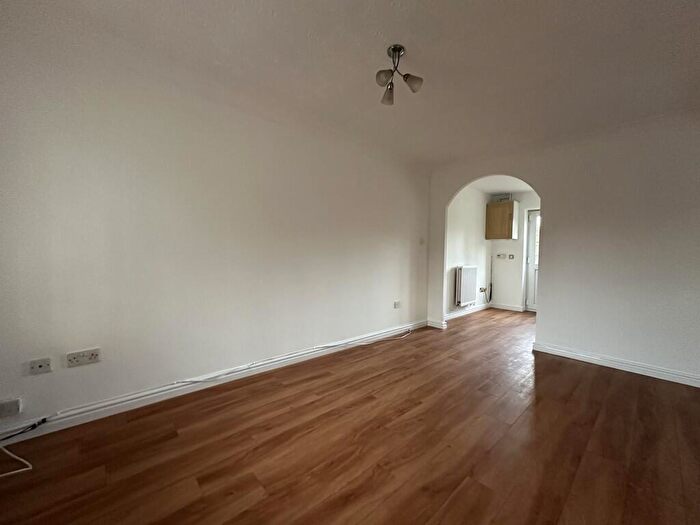 2 Bedroom Semi-Detached House For Sale In Somerset Close, Tamworth, B78
