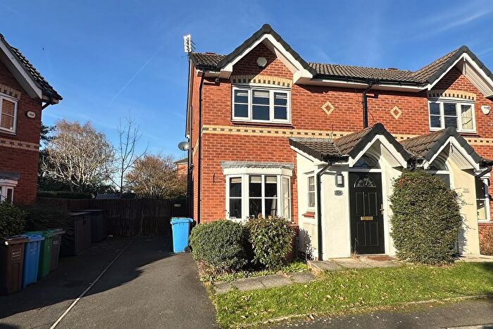 3 Bedroom Semi Detached House For Sale In Starling Close, Sharston, M22