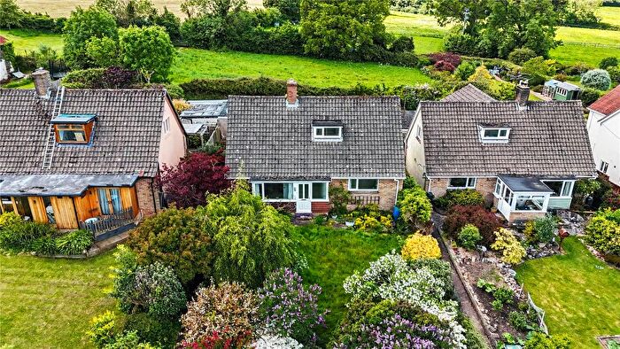 3 Bedroom Bungalow For Sale In Blagdon Hill, Taunton, Somerset, TA3