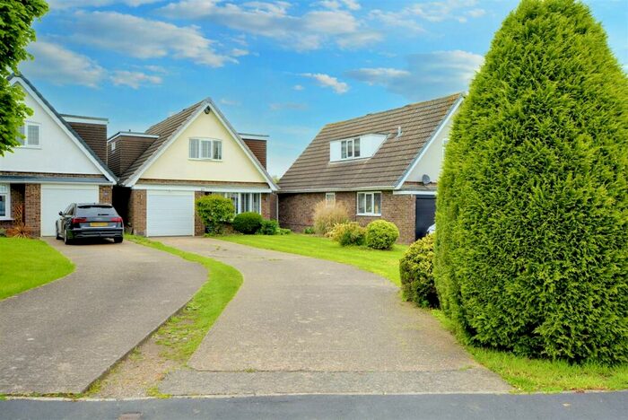 3 Bedroom Detached House For Sale In Manor Farm Road, Aston-On-Trent, DE72