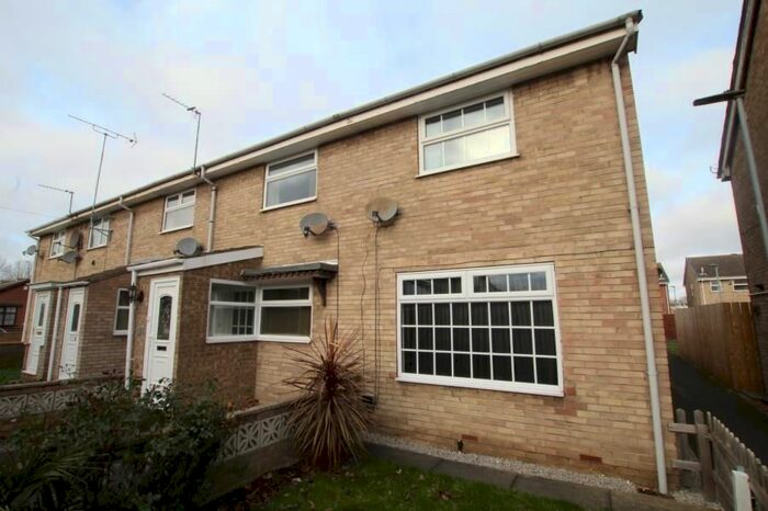 2 Bedroom End Of Terrace House To Rent In Stanbury Road, Hull, HU6