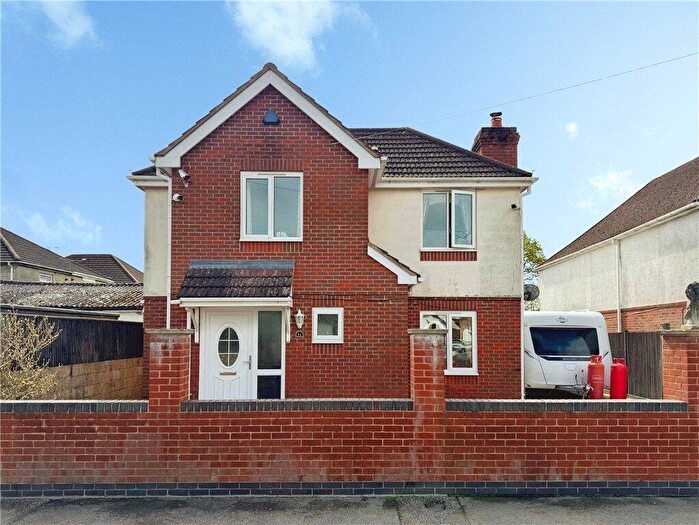 3 Bedroom Detached House For Sale In Sutton Road, Totton, Southampton, Hampshire, SO40