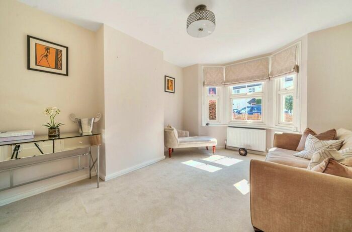 3 Bedroom Semi-Detached House To Rent In Victoria Road, Ascot, Berkshire, SL5