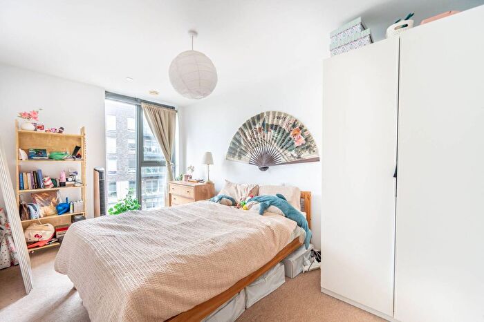 2 Bedroom Flat For Sale In High Road, Wembley Park, Wembley, HA9