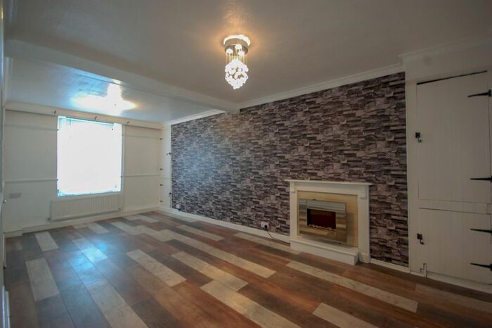 2 Bedroom End Of Terrace House To Rent In Southgate Street, Neath, SA11