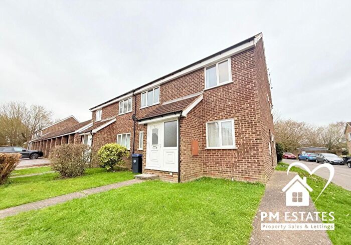 2 Bedroom Maisonette To Rent In Magnaville Road, Bishop's Stortford, Hertfordshire, CM23
