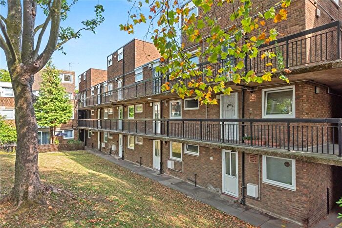1 Bedroom Flat For Sale In Spring Gardens, Grosvenor Avenue, London, N5