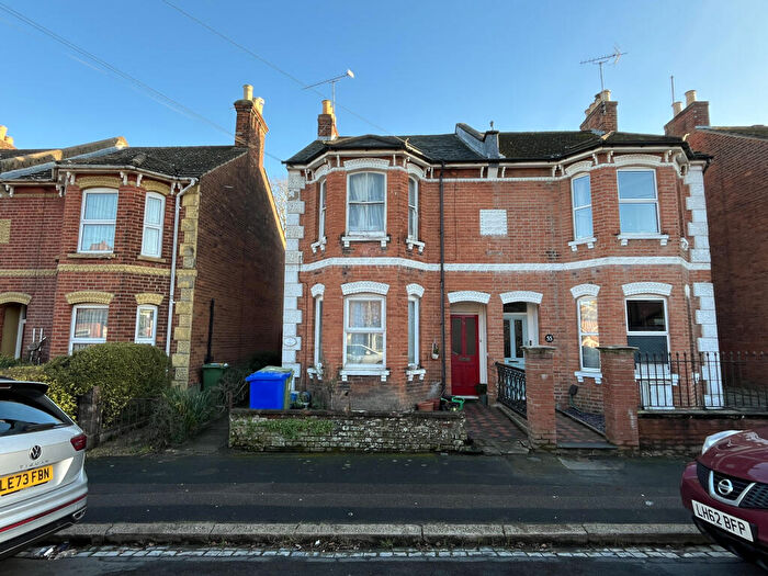 2 Bedroom Flat For Sale In & A St. Michaels Road, Aldershot, Hampshire, GU12