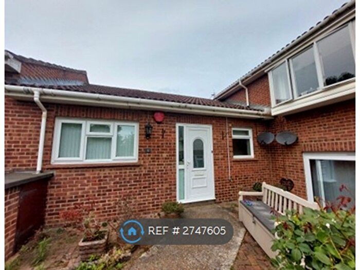 1 Bedroom Bungalow To Rent In Bramblefield Close, Longfield, DA3