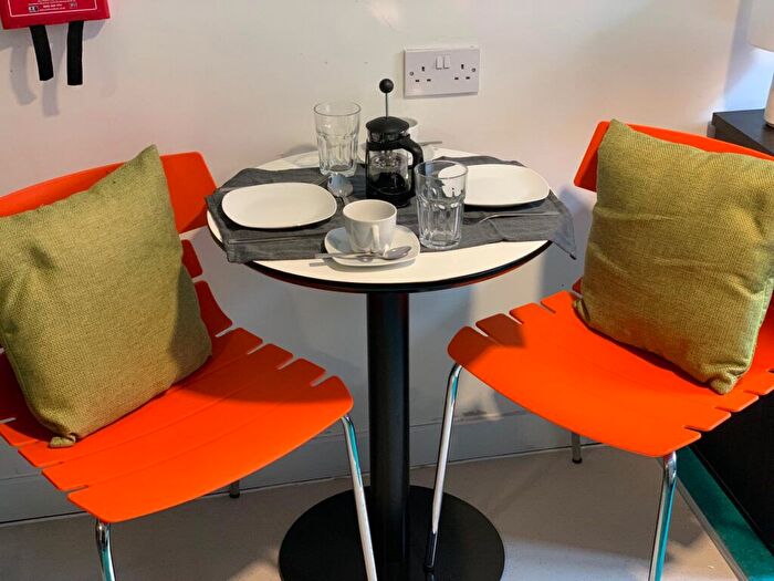 Studio To Rent In Greek Street, Liverpool, L3