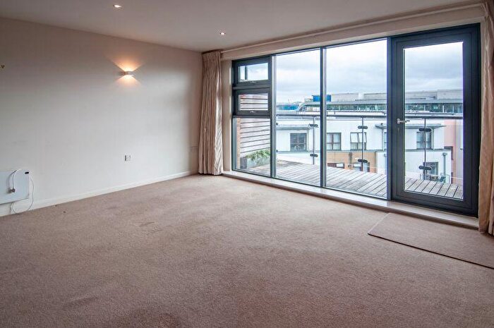 2 Bedroom Apartment To Rent In Deanery Road, Bristol, BS1