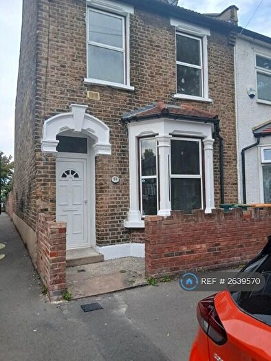 2 Bedroom Terraced House To Rent In Perth Road, Plaistow, London, E13