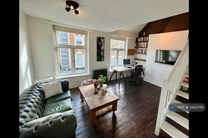 2 Bedroom Flat To Rent In Highbury Park, London, N5