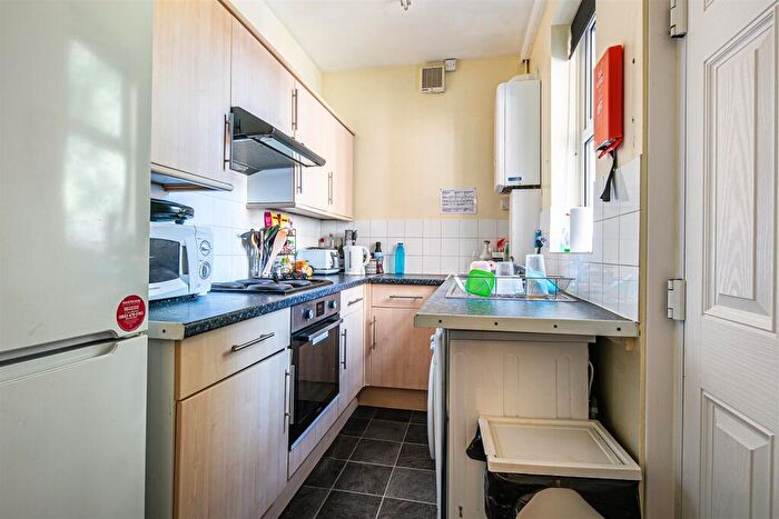 3 Bedroom House To Rent In Harefield Road, Off Ecclesall Road, Sheffield, S11