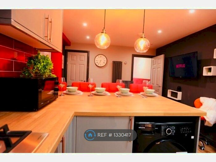 5 Bedroom Terraced House To Rent In St. Georges Road, Coventry, CV1