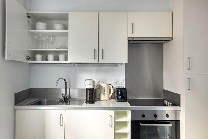 1 Bedroom Apartment To Rent In Aldersgate Street, London, EC1A
