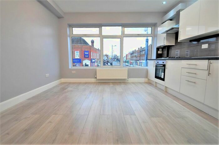 2 Bedroom Maisonette To Rent In Welling High Street, Welling DA16