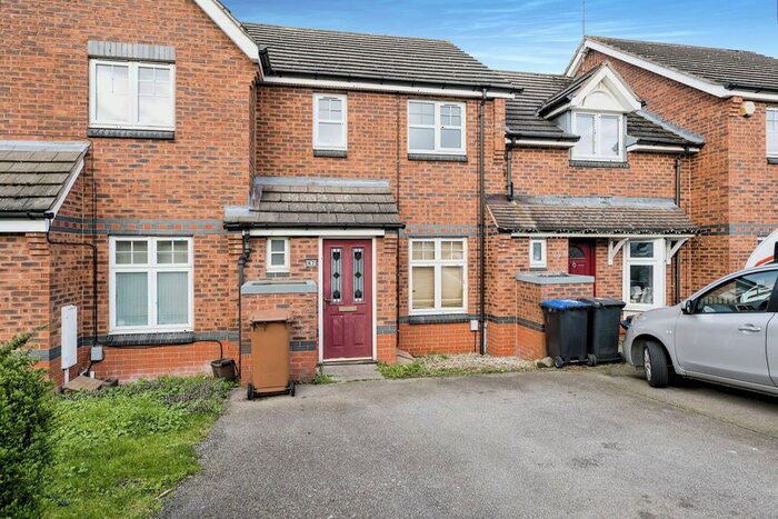 2 Bedroom Property To Rent In Nene Drive, Northampton, NN5