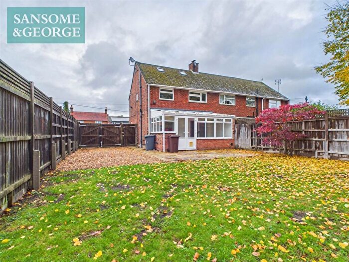 2 Bedroom Semi-Detached House For Sale In Franklin Avenue, Tadley, RG26